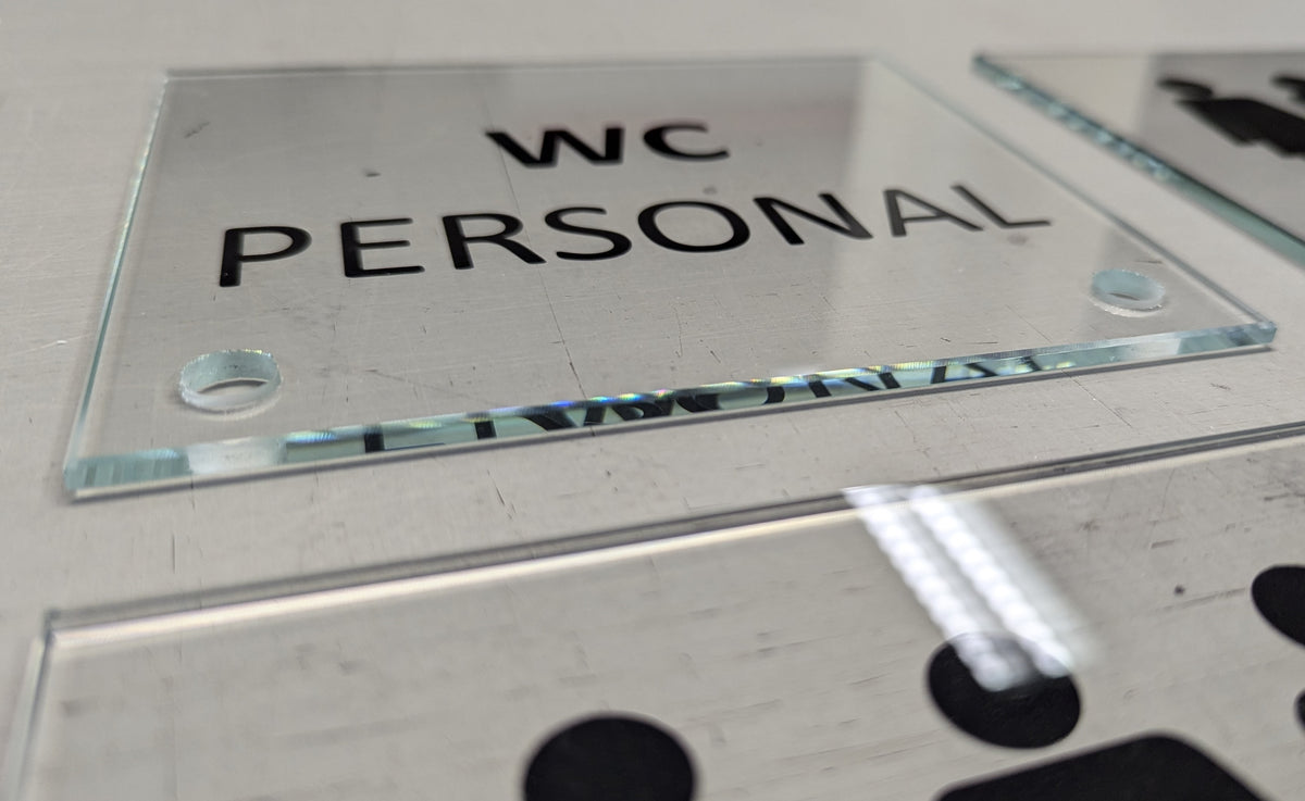 Behinderten Schild für WC | Design C |  15 x 15 cm  Glas | Weiß, Schwarz, Anthrazit | mit / ohne Abstandshaltern - Bild 7