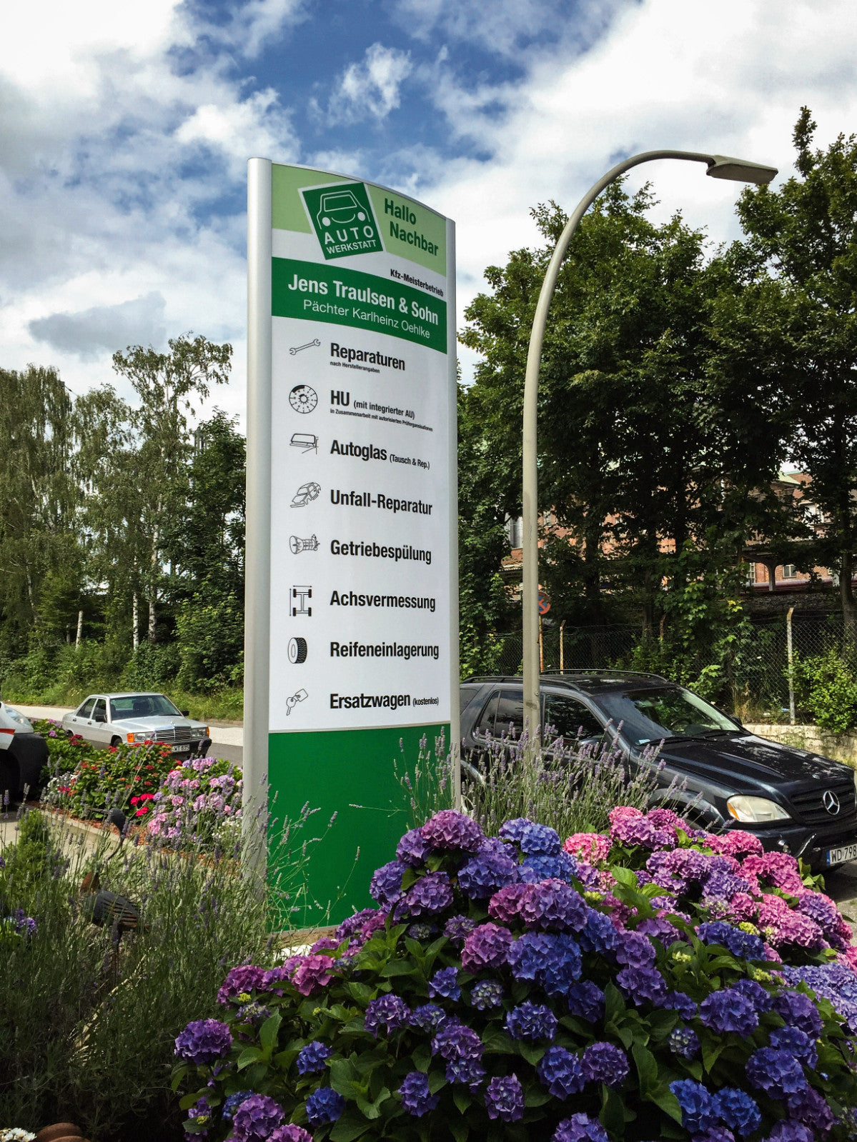 Pylon 1500 x 3000 mm gewölbt für Außenwerbung mit LED-Beleuchtung - Bild 10