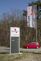 Pylon 1500 x 3000 mm gewölbt für Außenwerbung mit LED-Beleuchtung - Bild 7