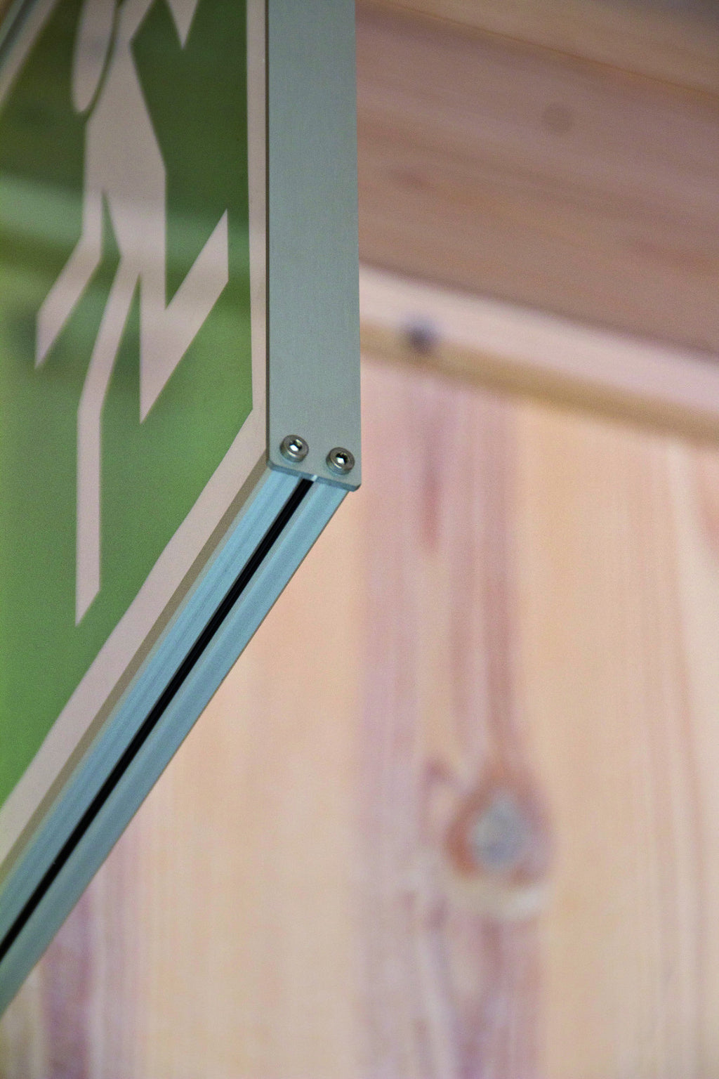 Doppelseitiges Fahnenschild | eloxiertes Aluminium | mit eckigen Randleisten in silber - Bild 6