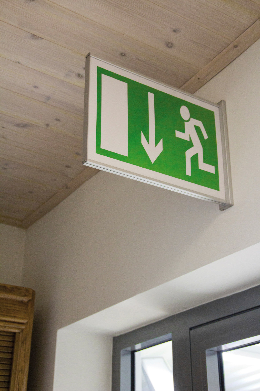 Doppelseitiges Fahnenschild | eloxiertes Aluminium | mit eckigen Randleisten in silber - Bild 5