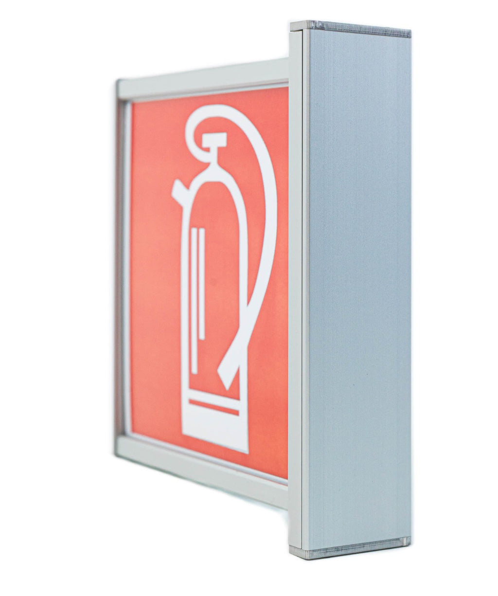 Doppelseitiges Fahnenschild | eloxiertes Aluminium | mit eckigen Randleisten in silber - Bild 9