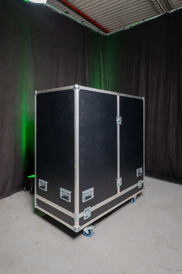 Stelen Case Horizontal