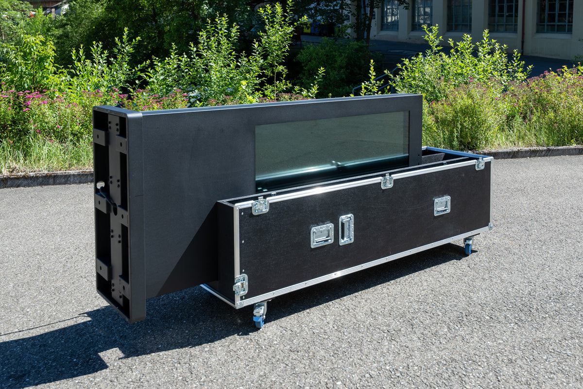 Outdoor Stele Case